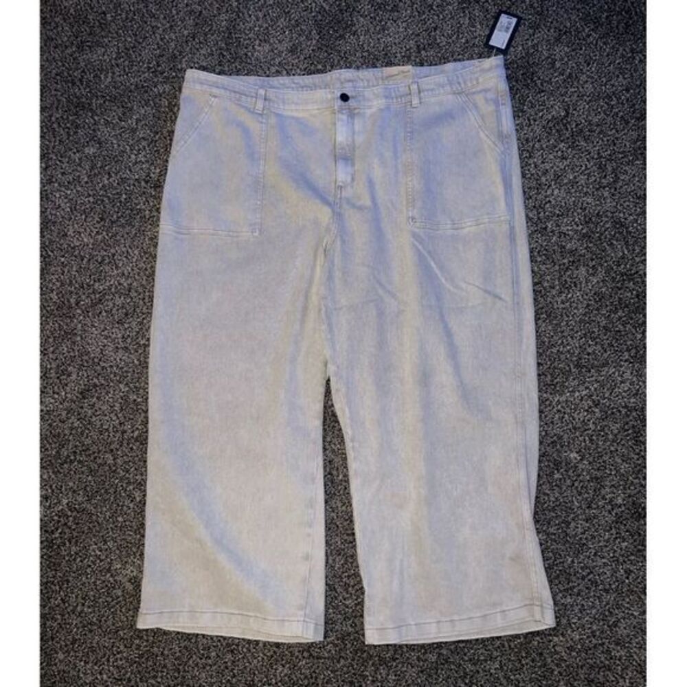 NWT‎ Universal Threads Cream Highest Rise Wide Leg Jean capris size 26W